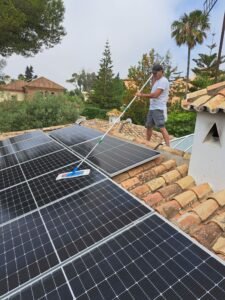 Sergio Facility Service solar panel cleaning in Marbella